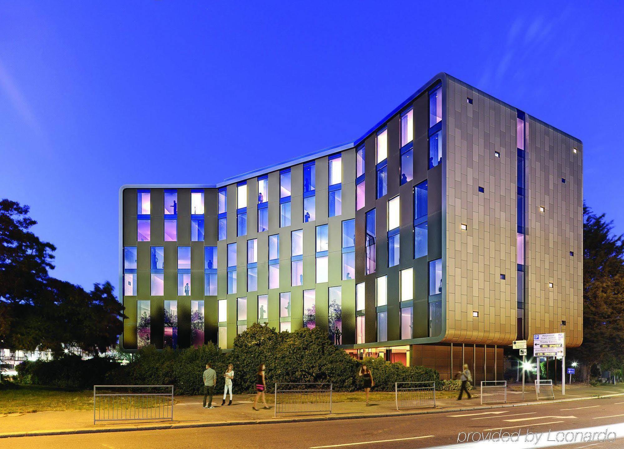 Park Grand Heathrow Hotel Hounslow Ngoại thất bức ảnh