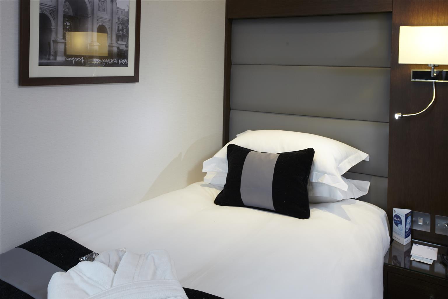 Park Grand Heathrow Hotel Hounslow Ngoại thất bức ảnh