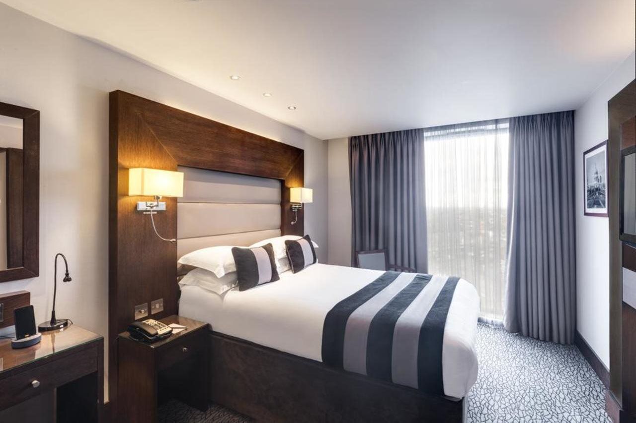 Park Grand Heathrow Hotel Hounslow Ngoại thất bức ảnh